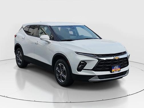 Summit White 2025 Chevrolet Blazer LT