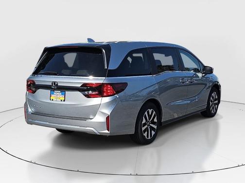 Solar Silver Metallic 2026 Honda Odyssey EX-L