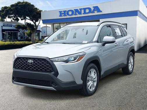 2023 Toyota Corolla Cross LE