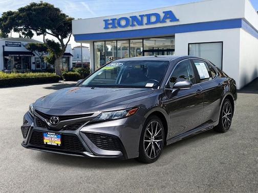 Predawn Gray Mica 2022 Toyota Camry SE
