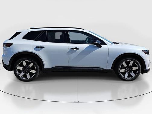 White Pearl 2026 Honda Prologue Elite