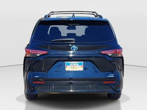 2024 Toyota Sienna XSE 7 Passenger