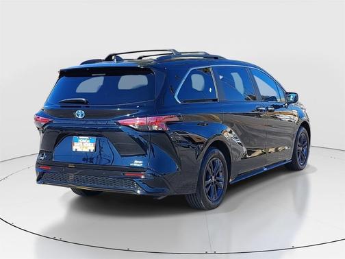 2024 Toyota Sienna XSE 7 Passenger