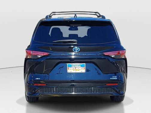 2024 Toyota Sienna XSE 7 Passenger