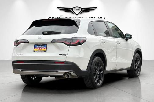 White 2023 Honda HR-V Sport