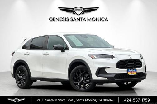 White 2023 Honda HR-V Sport