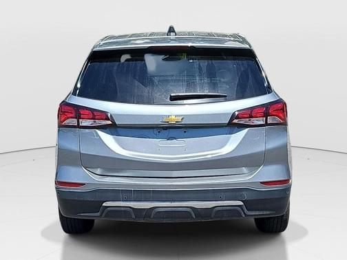 Sterling Gray Metallic 2024 Chevrolet Equinox LT