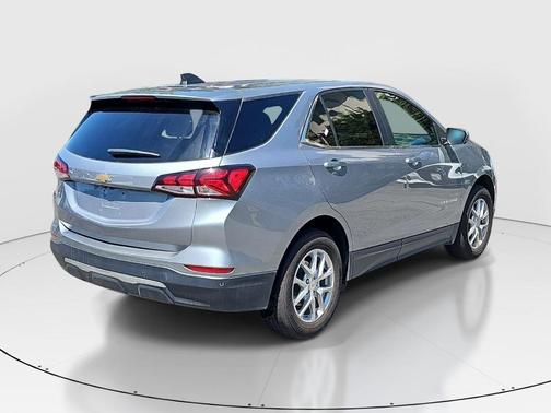 Sterling Gray Metallic 2024 Chevrolet Equinox LT