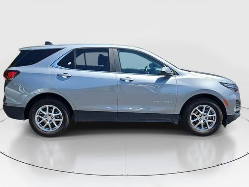 Sterling Gray Metallic 2024 Chevrolet Equinox LT