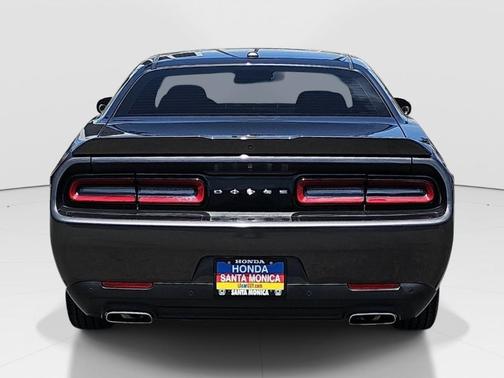 Granite Crystal Clearcoat Metallic 2022 Dodge Challenger GT