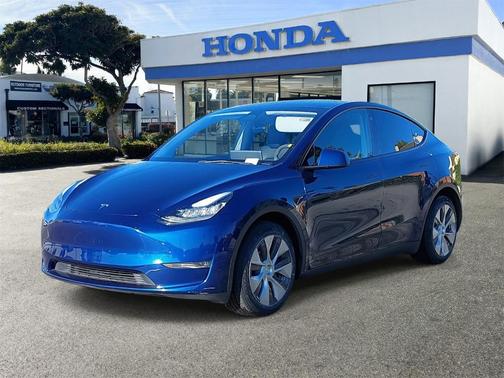 2023 Tesla Model Y Long Range