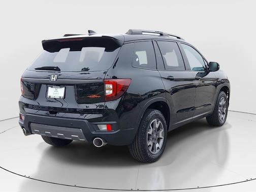 Crystal Black Pearl 2023 Honda Passport TrailSport