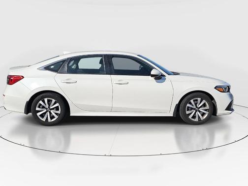 White 2024 Honda Civic LX