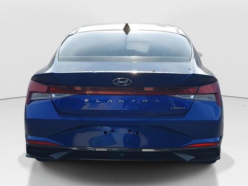 2022 Hyundai ELANTRA Limited