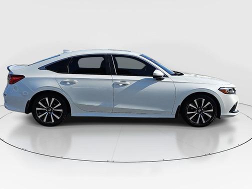 Platinum White Pearl 2022 Honda Civic EX
