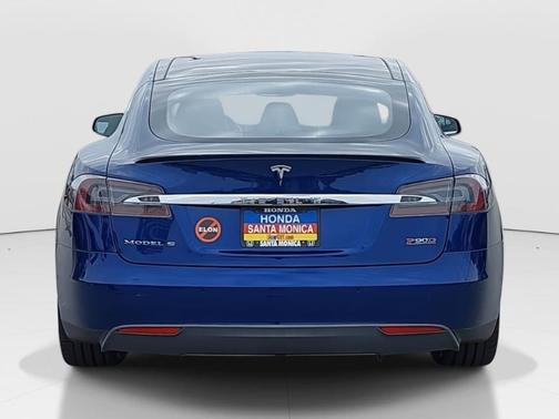2015 Tesla Model S 