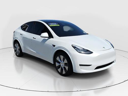 White 2022 Tesla Model Y Long Range