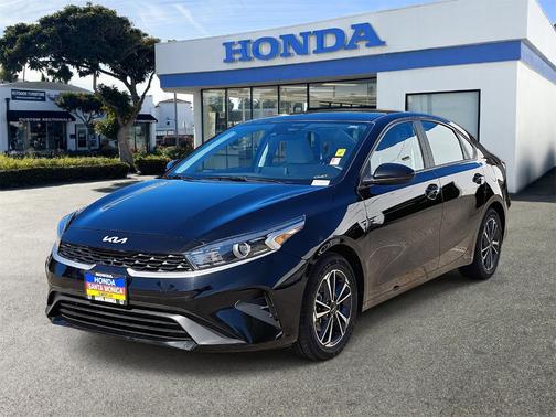 2023 Kia Forte LXS