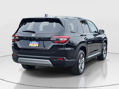 2023 Honda Pilot EX-L 7-Passenger