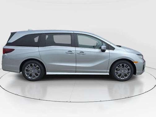 Solar Silver Metallic 2026 Honda Odyssey Touring