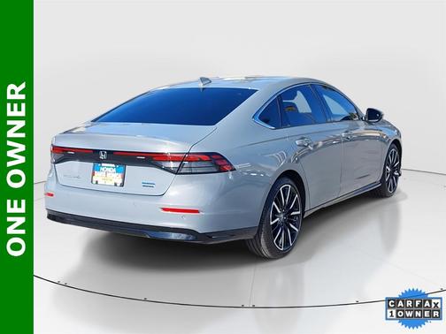 2023 Honda Accord Hybrid Touring