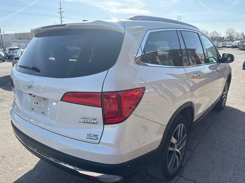 2017 Honda Pilot Elite