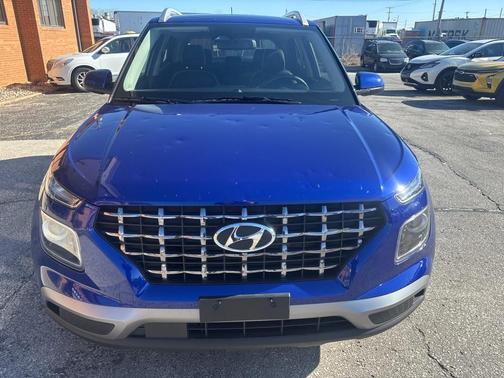 2025 Hyundai VENUE Limited