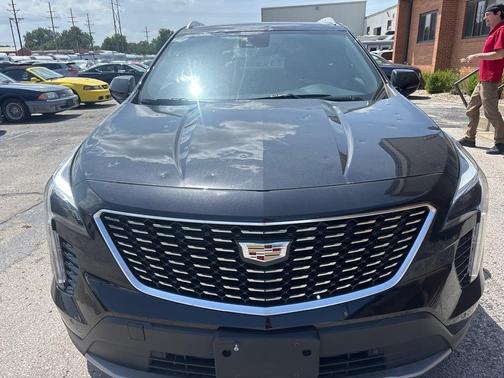 2019 Cadillac XT4 Premium Luxury