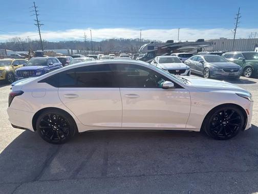 2023 Cadillac CT5 Sport