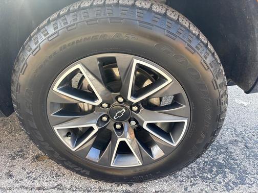 2023 Chevrolet Tahoe 4WD Z71