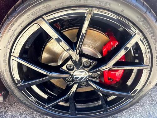 2024 Volkswagen Golf GTI 1.4T TSI