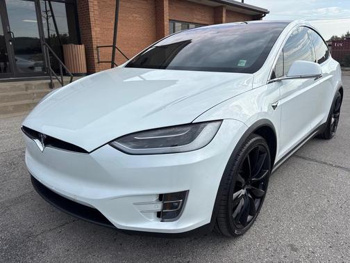 2018 Tesla Model X 75D AWD