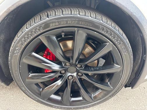 2018 Tesla Model X 75D AWD