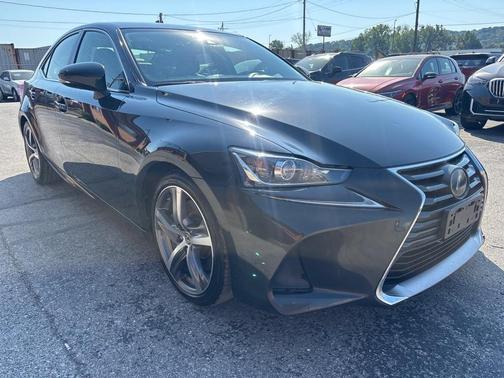 2018 Lexus IS 300 Base
