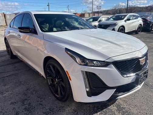 2023 Cadillac CT5 Sport