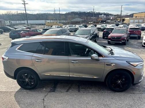 2024 Buick Enclave Essence AWD