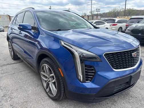 Wave Metallic 2023 Cadillac XT4 Sport
