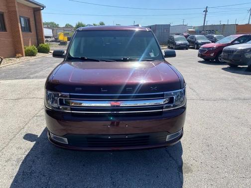 RED 2018 Ford Flex SEL