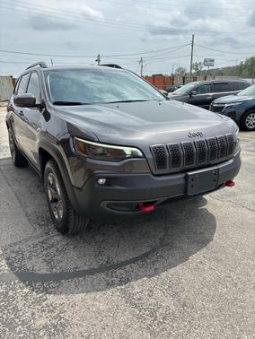 2019 Jeep Cherokee Trailhawk