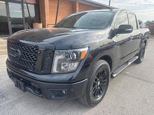 2019 Nissan Titan SV