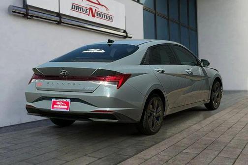 2021 Hyundai ELANTRA HEV Blue
