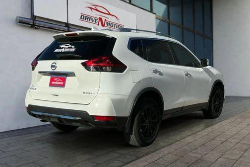 2020 Nissan Rogue SV