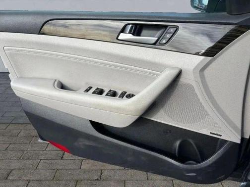 2017 Hyundai Sonata Plug-In Hybrid Limited