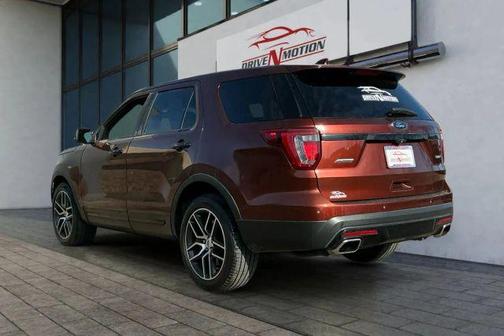 2016 Ford Explorer Sport