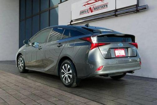 2021 Toyota Prius XLE