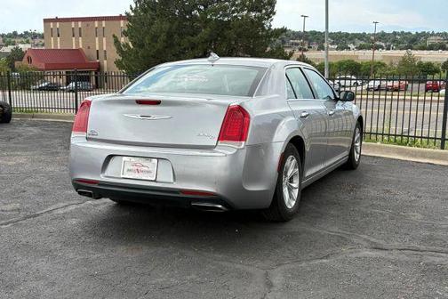 2016 Chrysler 300C Base