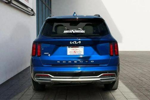 Blue 2022 Kia Sorento SX