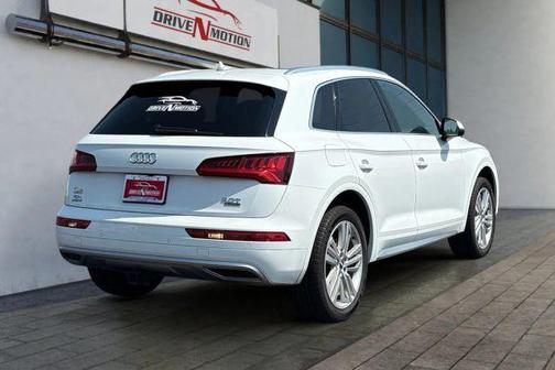 2018 Audi Q5 2.0T Premium Plus
