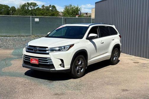 2019 Toyota Highlander Limited Platinum