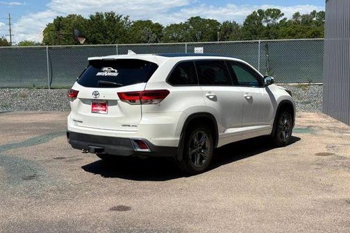 2019 Toyota Highlander Limited Platinum
